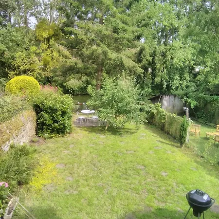 La Petite Maison Au Bord De L'orne Дом отдыха