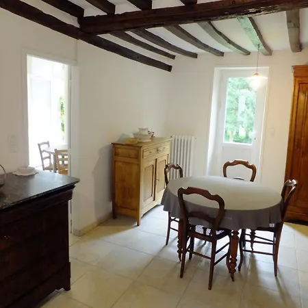Дом отдыха La Petite Maison Au Bord De L'orne Putanges